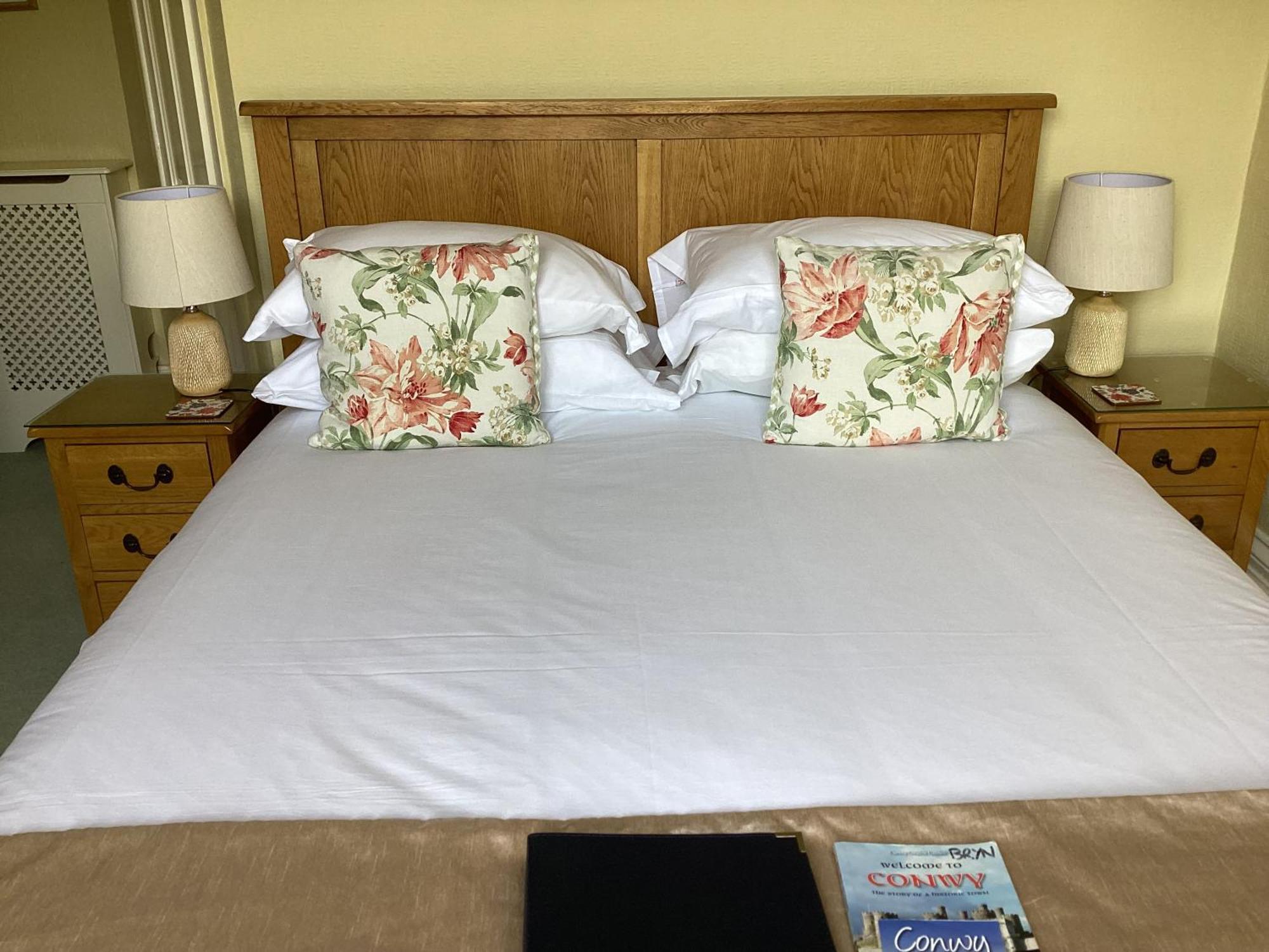 Bryn Guest House Конви Номер фото